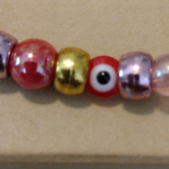 Artemis's Gems custom-made beaded bracelet with evil eye and bubble beads - Picture 4 of 4